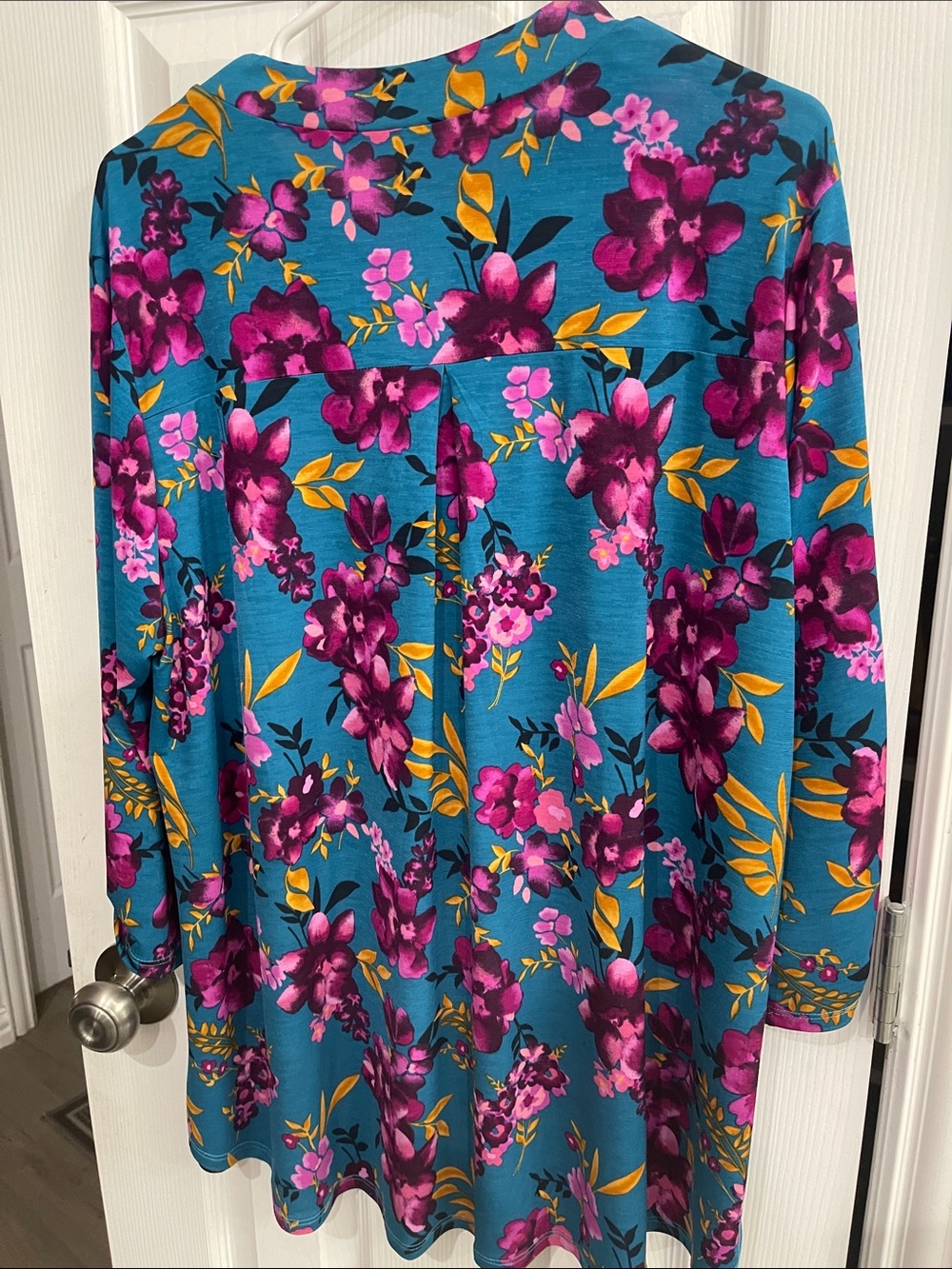 Scarlett Teal Floral Split-Neck Tunic with Magenta Blooms and Mustard Leaves - Picture 6 of 7